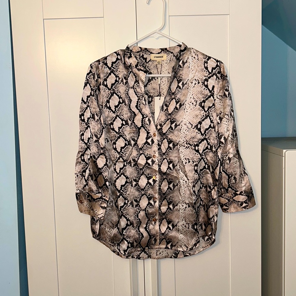 L’AGENCE Silk Snakeskin Blouse - size XS - Light Pink gently worn